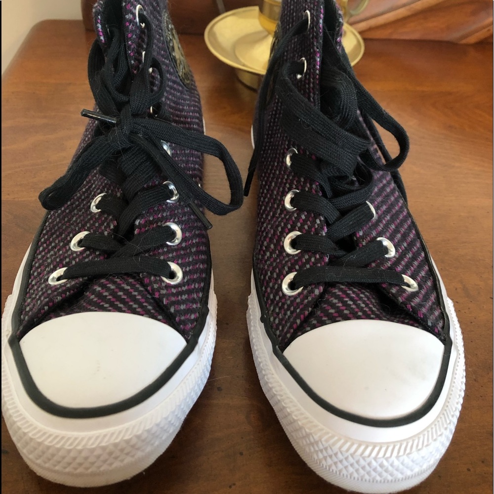 Converse High tops  wms sz 7